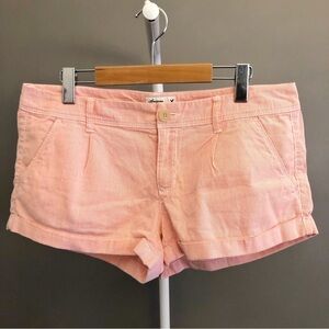 American Eagle Pink Stripes Low - Medium Rise Wide Leg Casual Shorts. Sizes 8